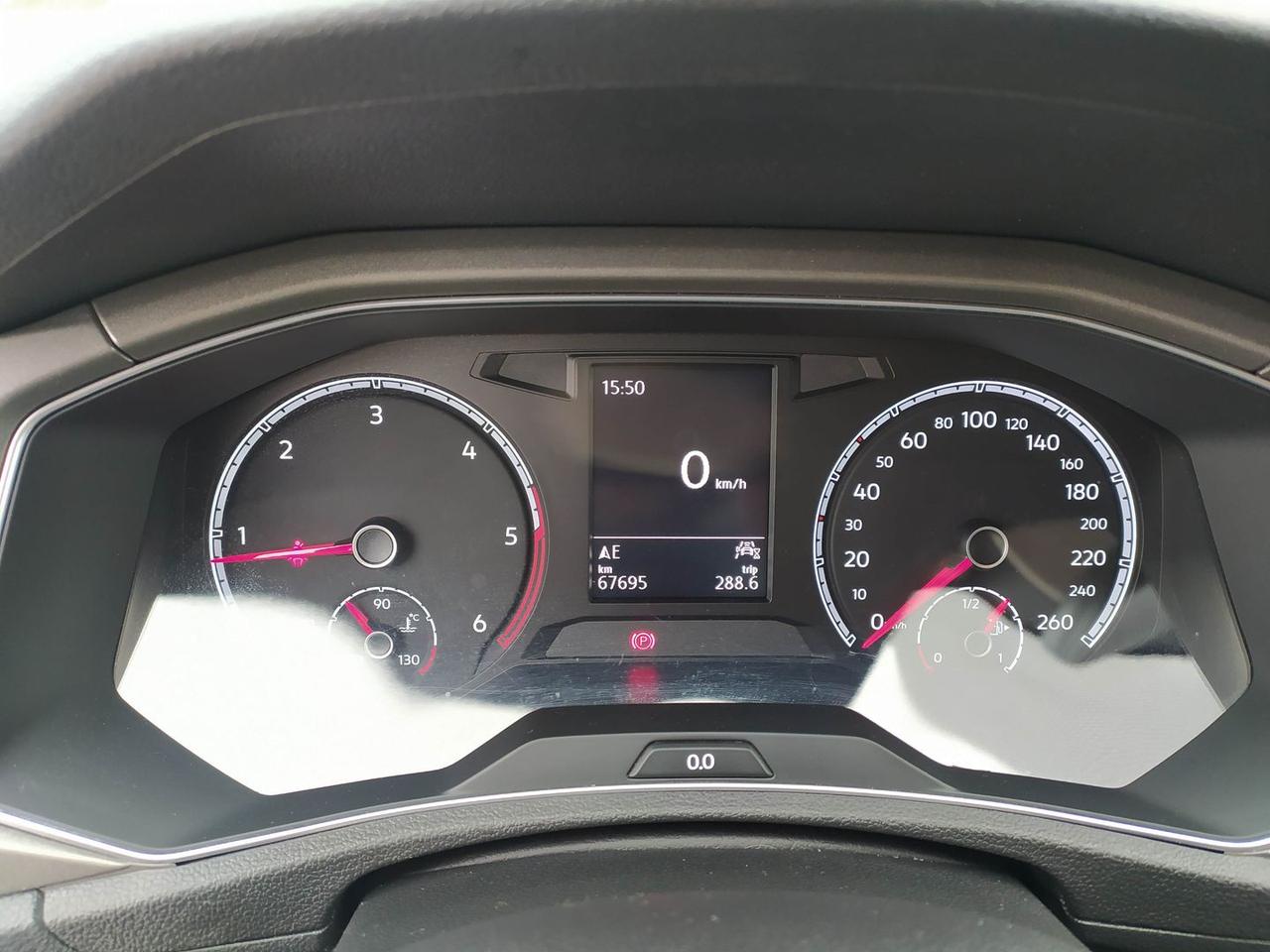 Volkswagen T-Roc Business 2.0 TDI 150CV #9725