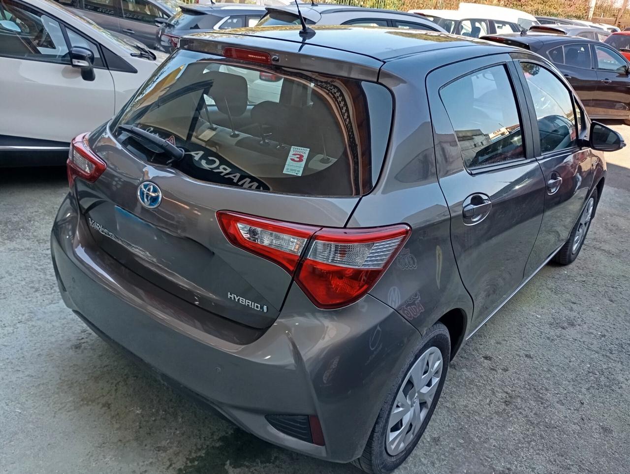 Toyota Yaris 5P 1.5 Hybrid Business Aut.