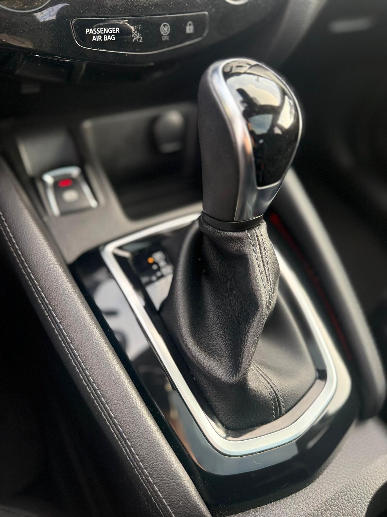 Nissan Qashqai 1.5 dCi tekna+ 115cv automatica