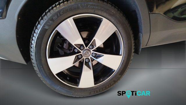 VOLVO XC40 T2 Momentum Pro