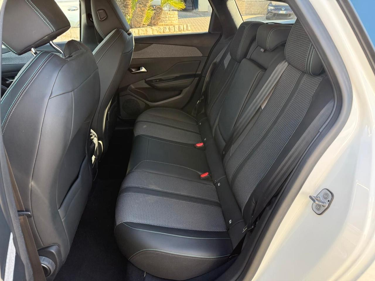 Nuova Peugeot 308 130 EAT8 SW Allure Pack