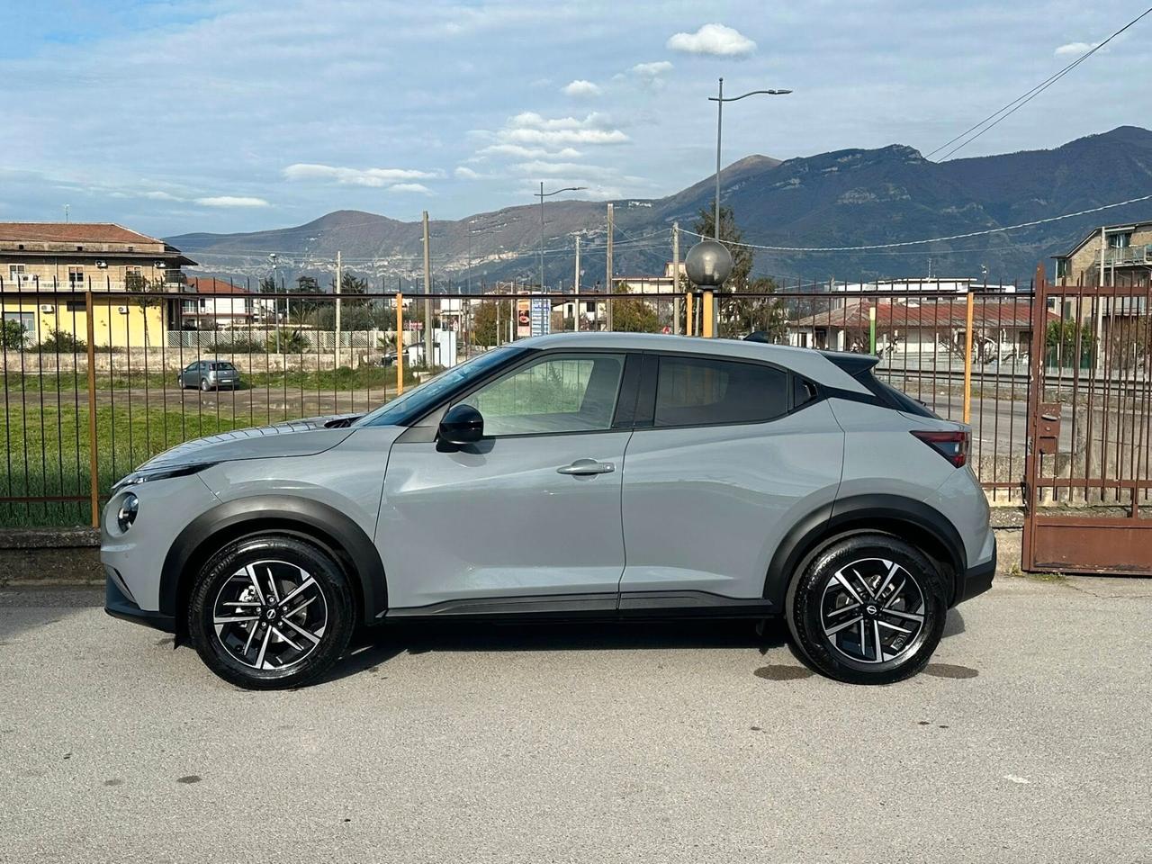 Nissan Juke 1.0 DIG-T 114 CV N-Connecta