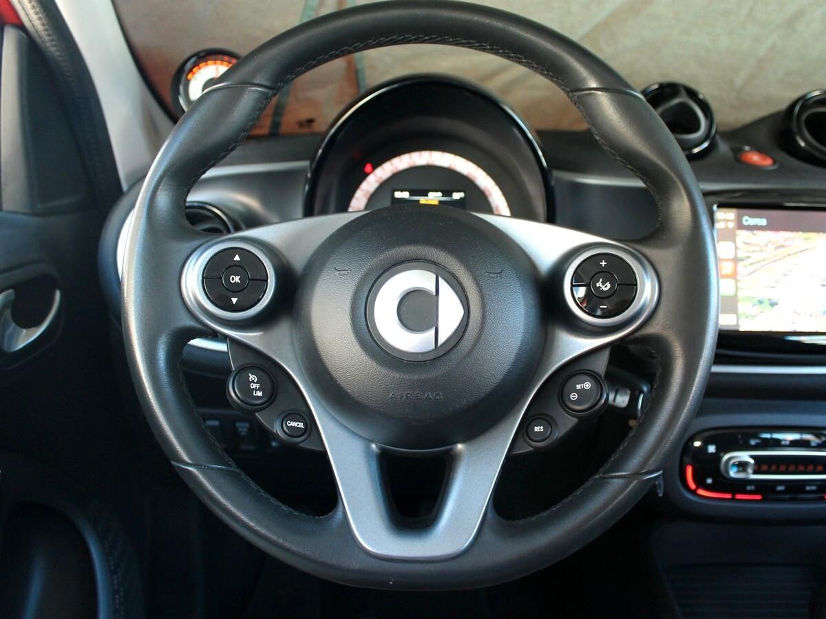 Smart ForFour EQ Passion Pdc Apple/Android UNIPRO IVA DEDUCIBILE