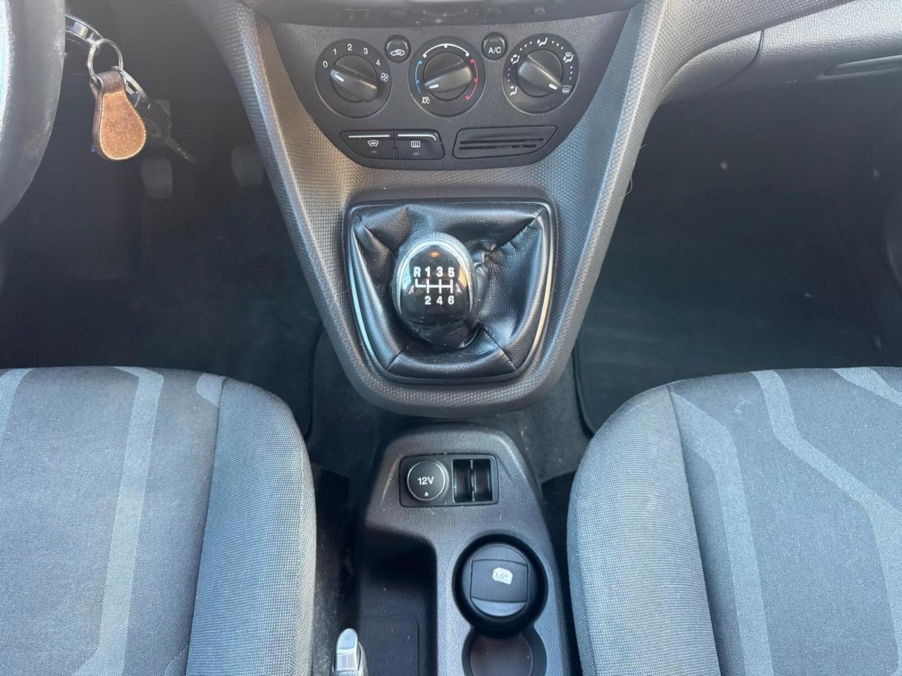 FORD TOURNEO CONNECT 1.6 TDCi