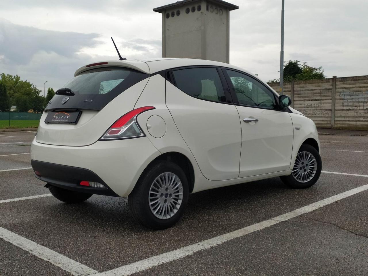 Lancia Ypsilon Silver 1.0 FireFly MHEV #6353