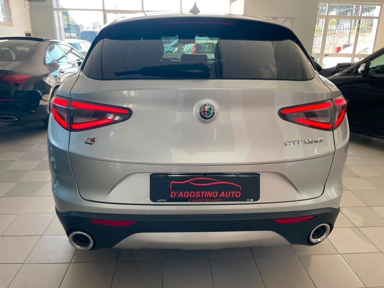 Alfa Romeo Stelvio 2.2 Turbodiesel 210 CV AT8 Q4 Executive
