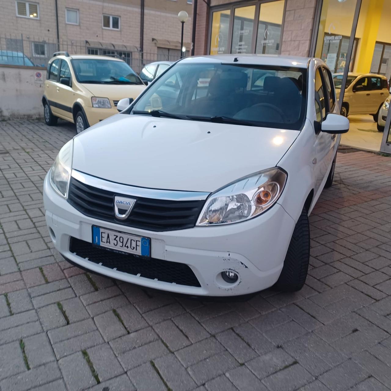 ECONOMICA SANDERO 1.4 GPL DI FABBRICA