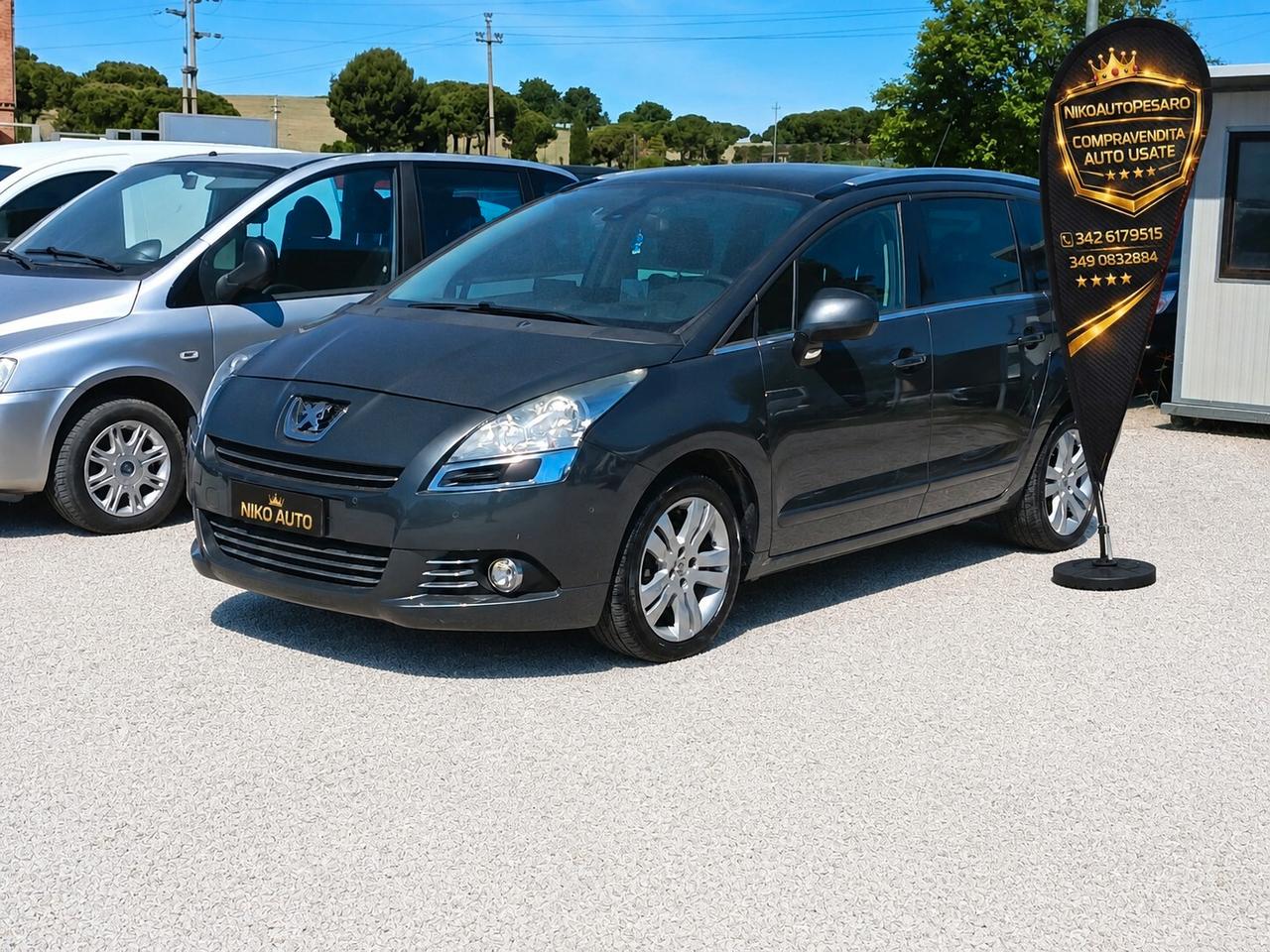 Peugeot 5008 2.0 HDi 150CV Business NAVI TETTO 5 POSTI GANCIO TRAINO HEAD-UP DISPlAY