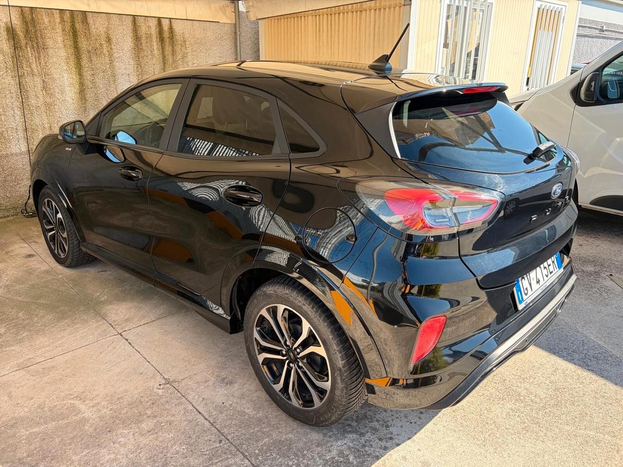 Ford Puma 1.0 EcoBoost Hybrid 125 CV S&S ST-Line