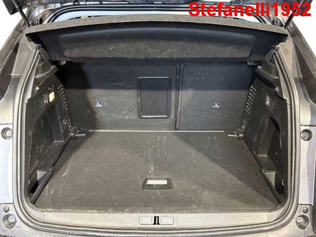 PEUGEOT 3008 II 2021 - 1.5 bluehdi Active s&s 130cv eat8