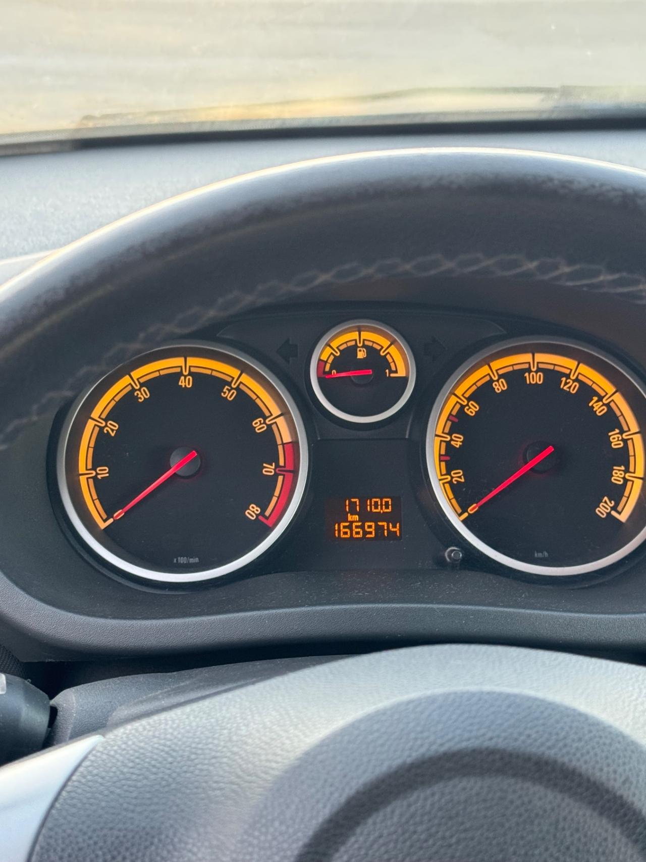 Opel Corsa 1.2 85CV 3 porte GPL-TECH Club