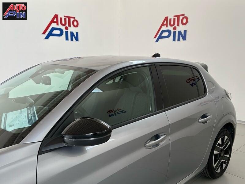 Peugeot 208 Allure Hybrid 110 e-DCS6 auto