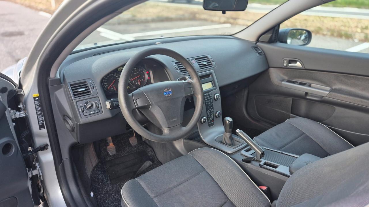 Volvo C30 1.6 Momentum