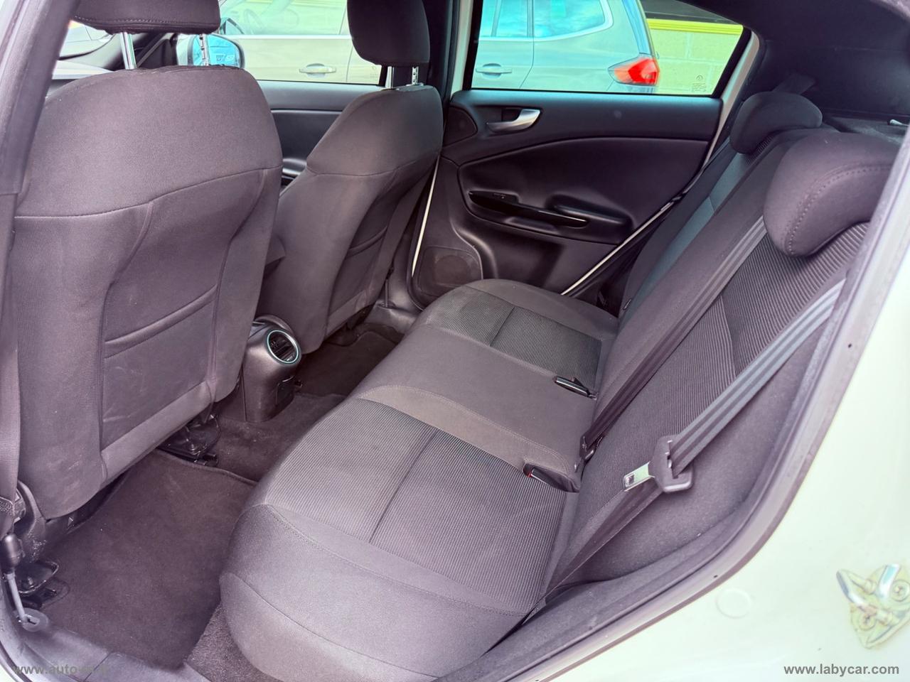 ALFA ROMEO Giulietta 1.6 JTDm-2 105 CV Distinctive