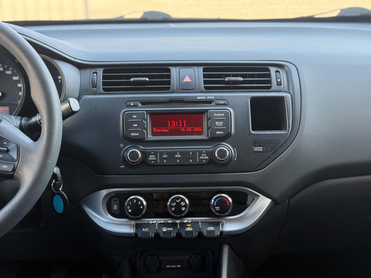 Kia Rio 1.1 CRDi 6 Marce NEOPAT. 2012 UNICO PROP.