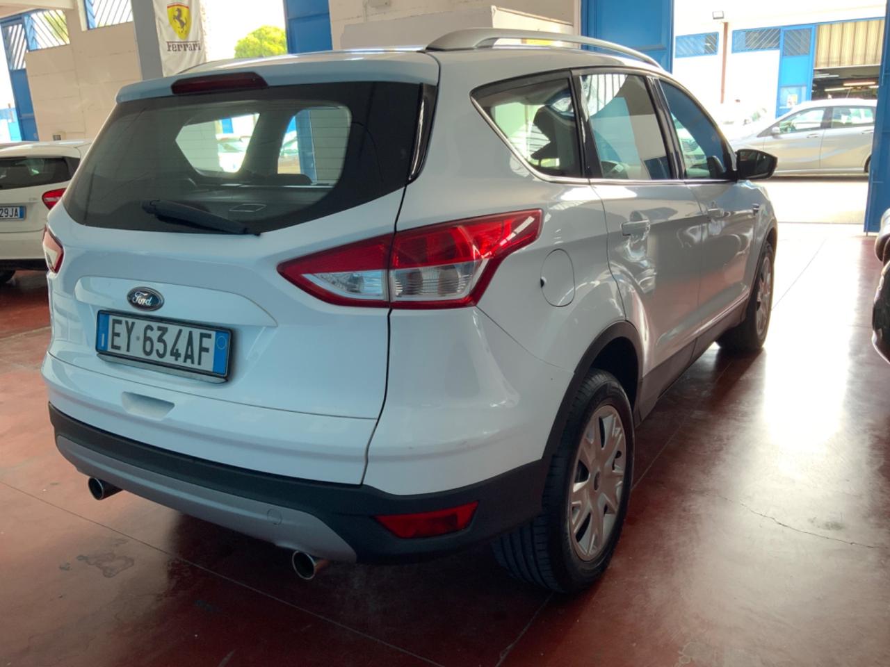 Ford Kuga 2.0 TDCI 140 CV 2WD Business
