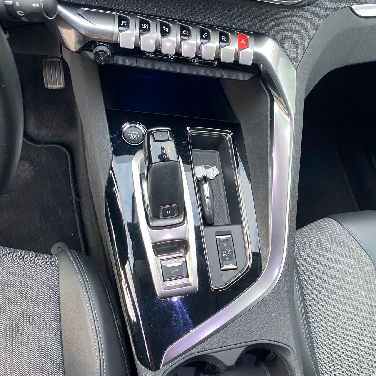 Peugeot 3008 BlueHDi 130 S&S EAT8 Allure Pack