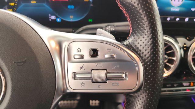 MERCEDES-BENZ EQA 250 Premium