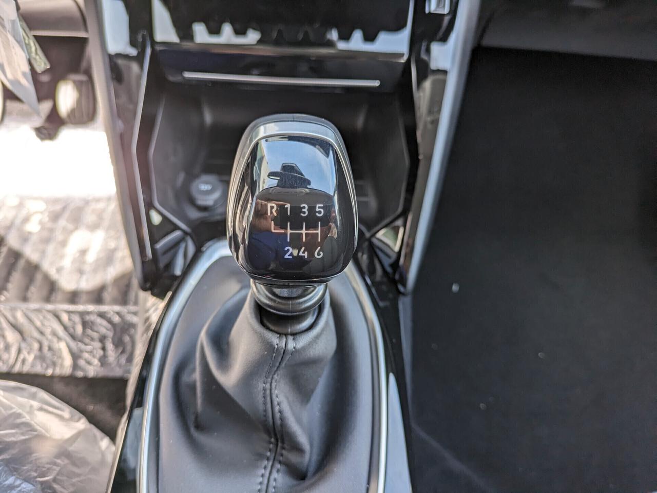 Peugeot 208 100 ALLURE