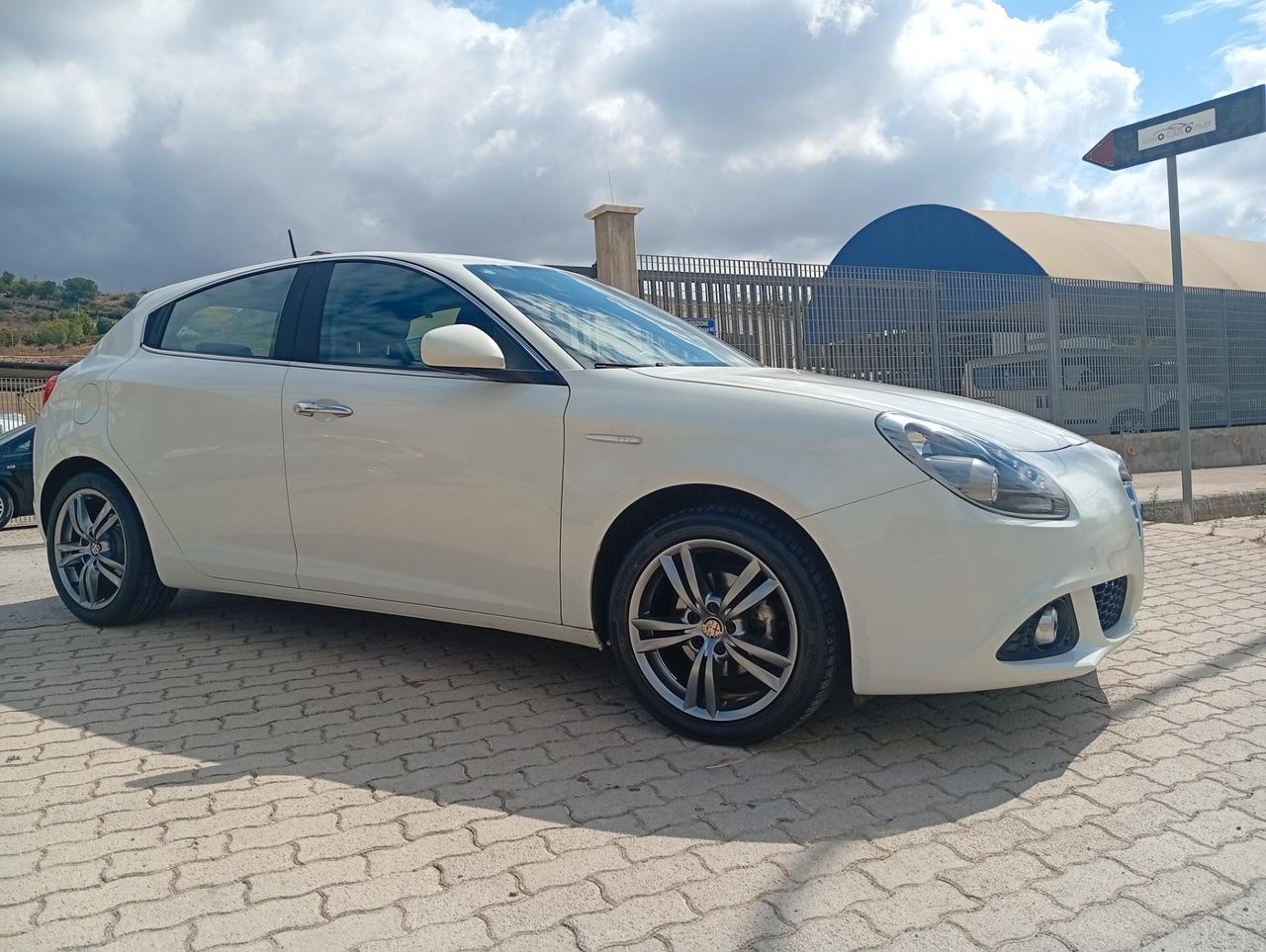 Alfa Romeo Giulietta 1.6 JTDm-2 105 CV Progression