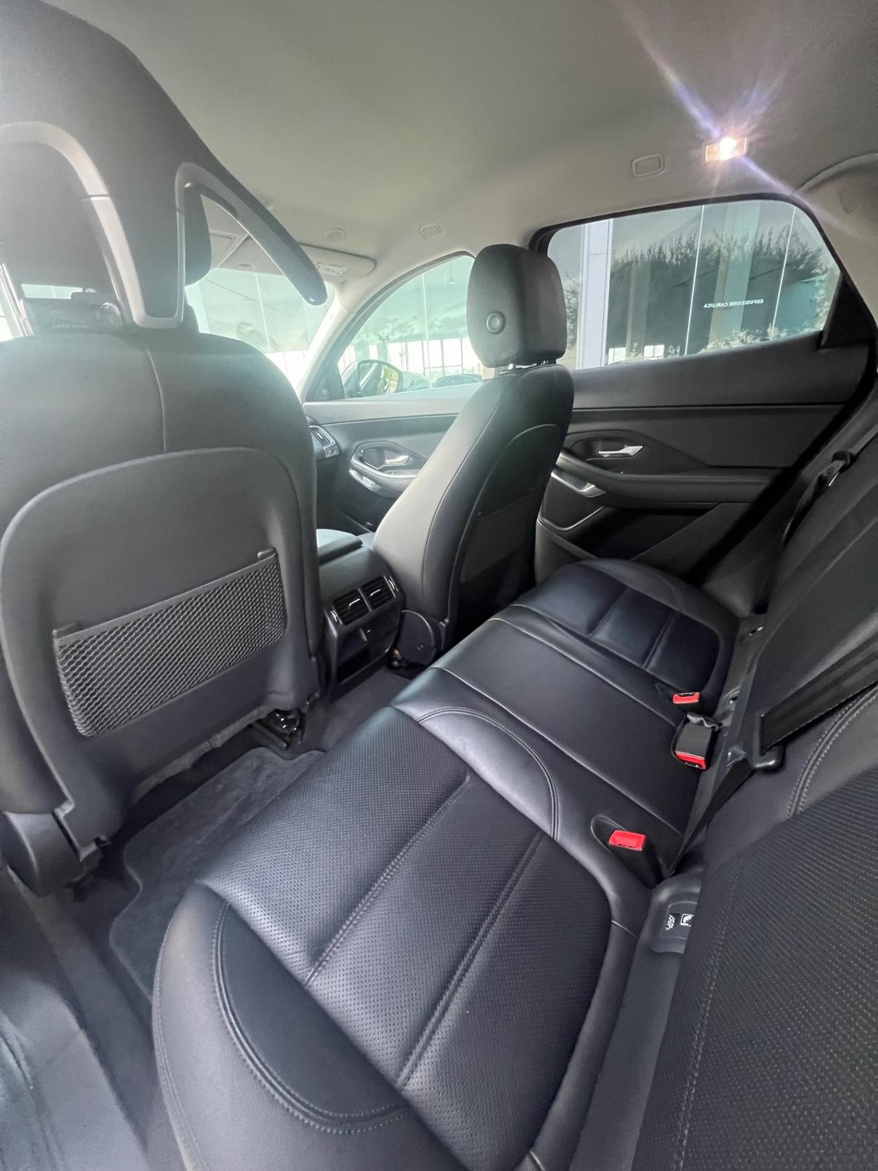 Jaguar E-Pace 2.0d SE awd offerta T-Stock prezzo imperdibile