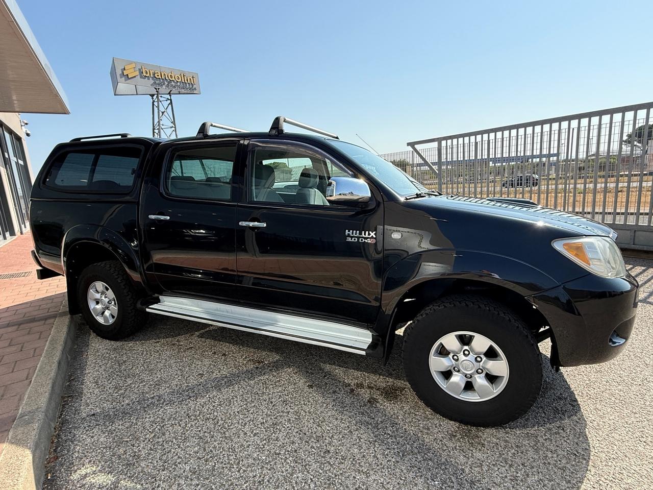 Toyota Hilux 3.0 D-4D 4WD 4p. Double Cab SR