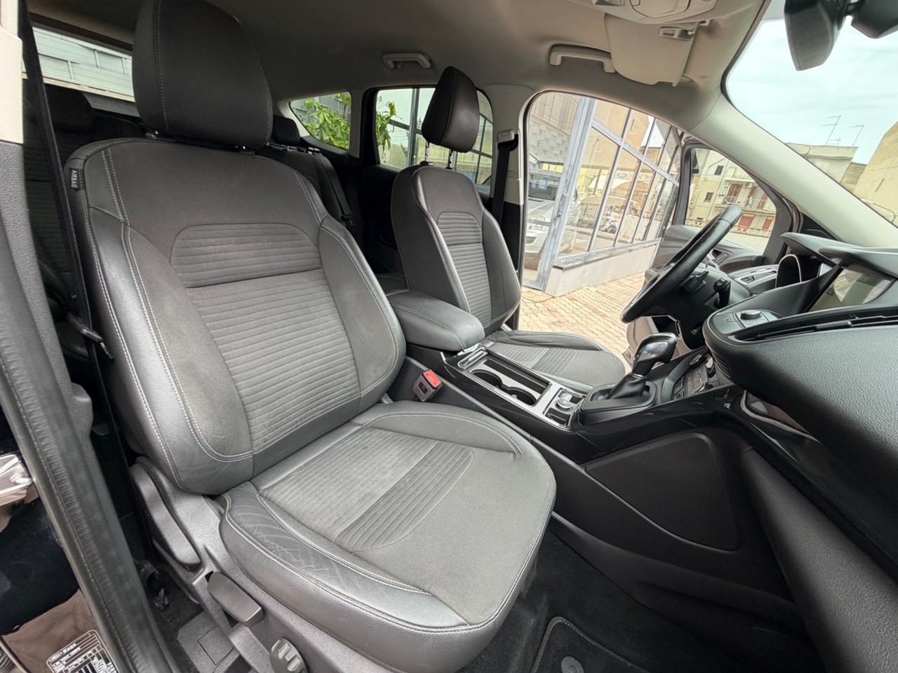 Ford Kuga 1.5 TDCI 120 CV Powershift Titanium 2018