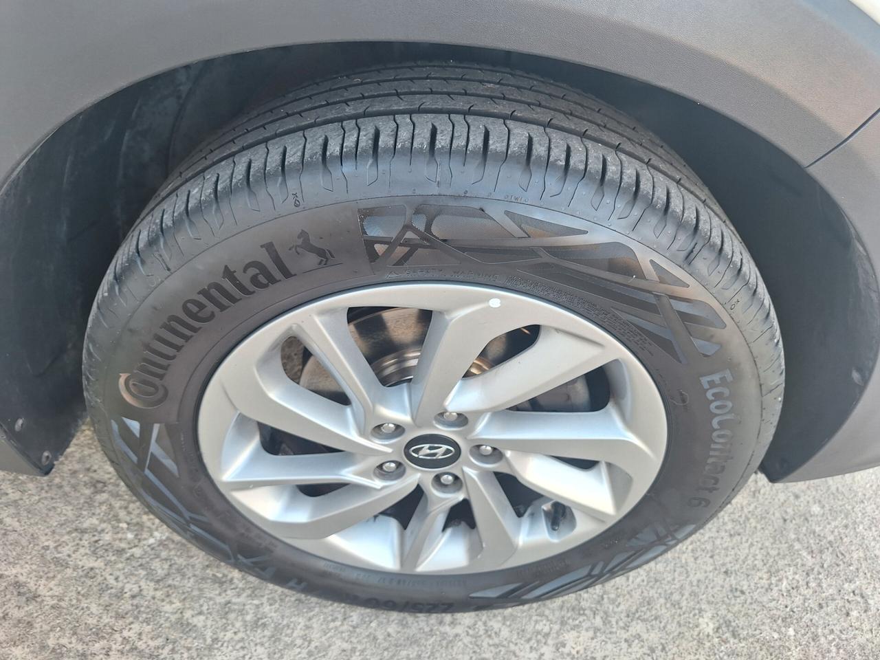 Hyundai Tucson 1.7 CRDI TETTO NAVI CAMERA 2018
