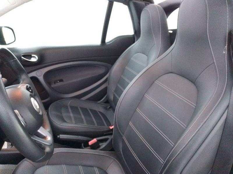 smart fortwo Cabrio eq Edition One 22kW