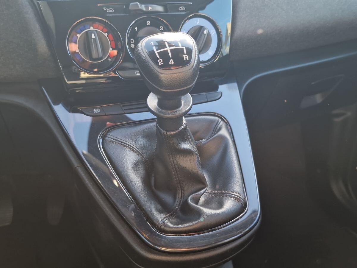 LANCIA YPSILON 1.2 69CV ELEFANTINO