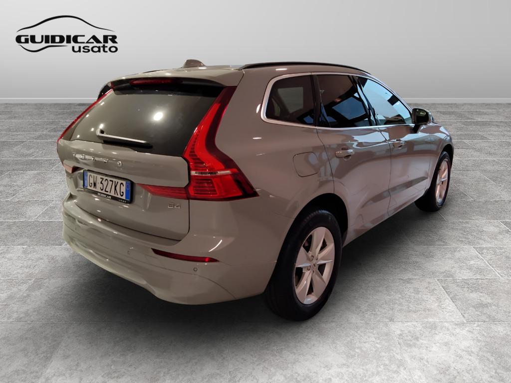 VOLVO XC60 CORE B4 AUT