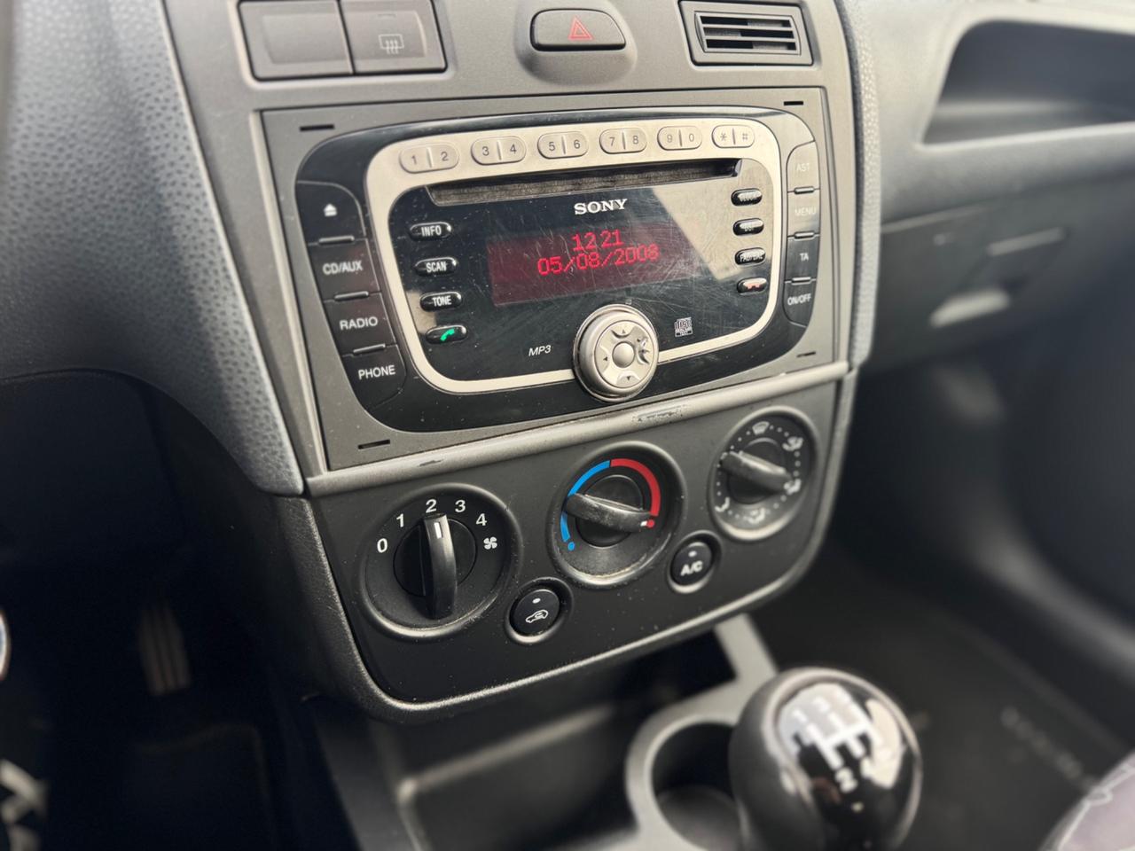 Ford Fiesta 1.4 TDCi 3p. Ghia