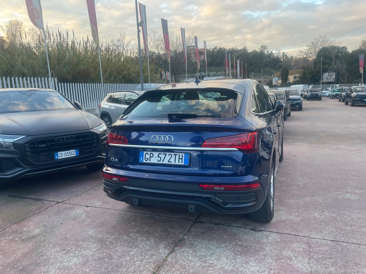 Audi Q5 45 TFSI quattro S tronic Business