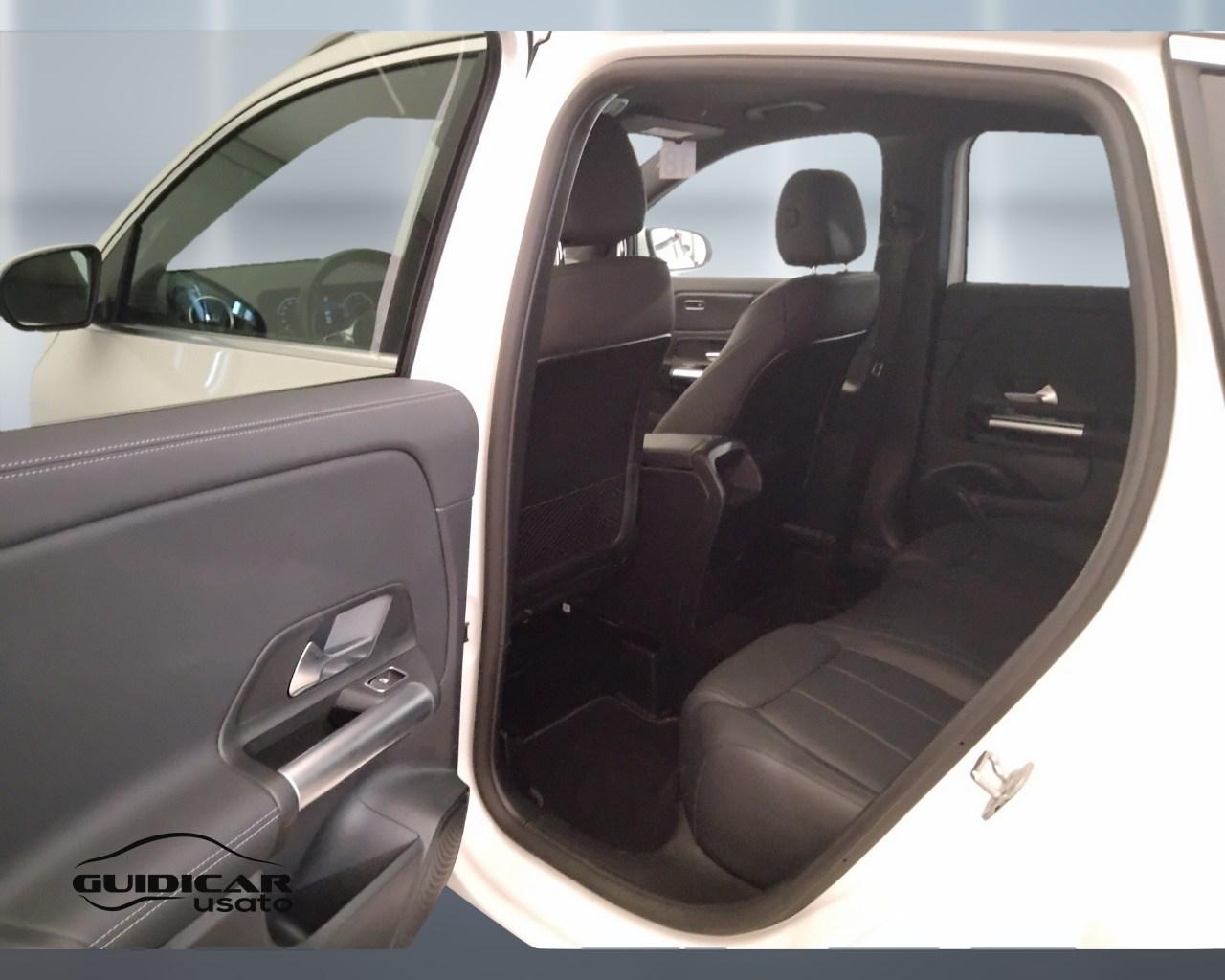 Mercedes-Benz GLA-H247 2023 - GLA 180 d Progressive Advanced auto