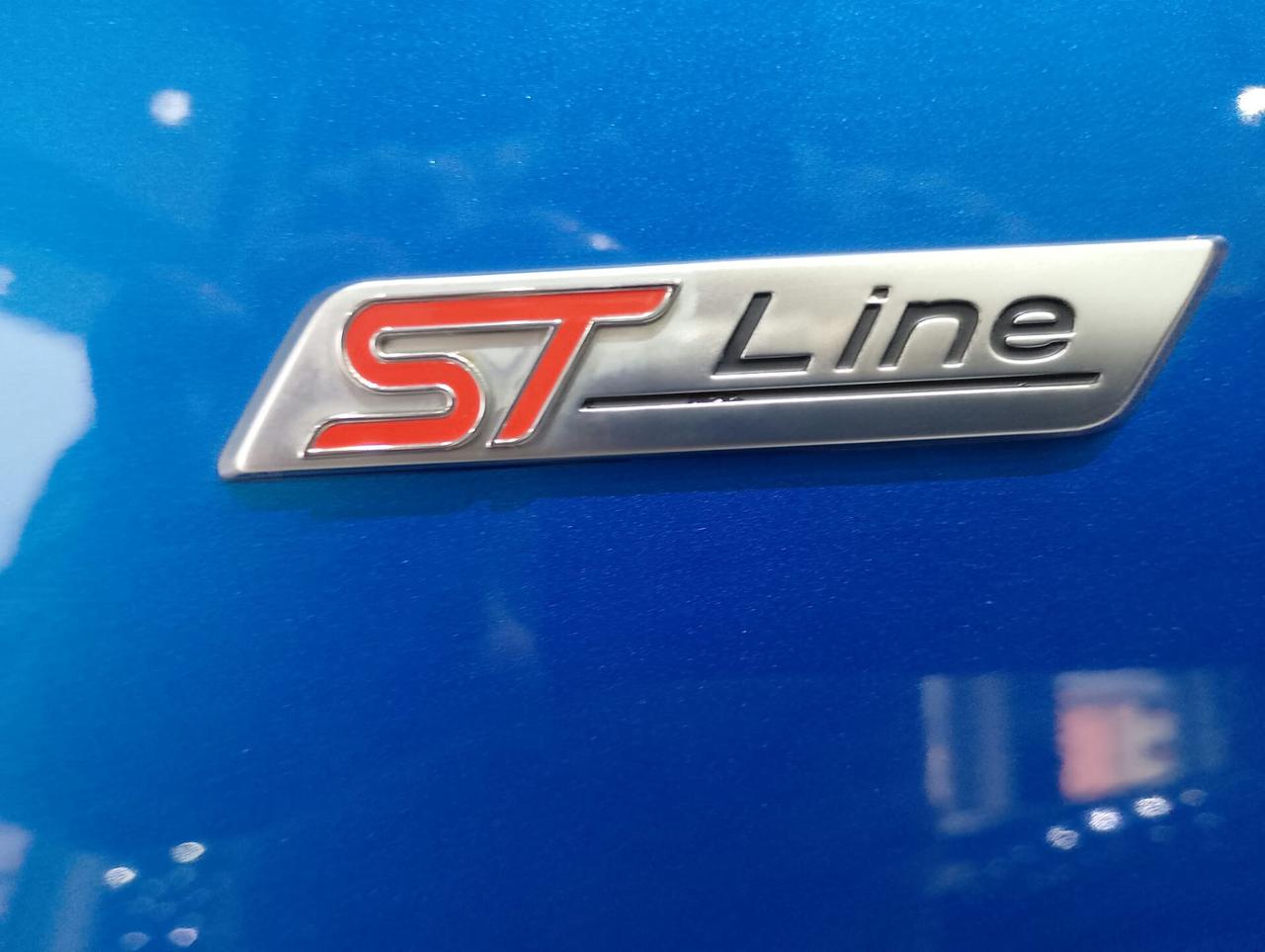Ford Puma 1.0 EcoBoost Hybrid 125 CV S&S aut. ST-Line