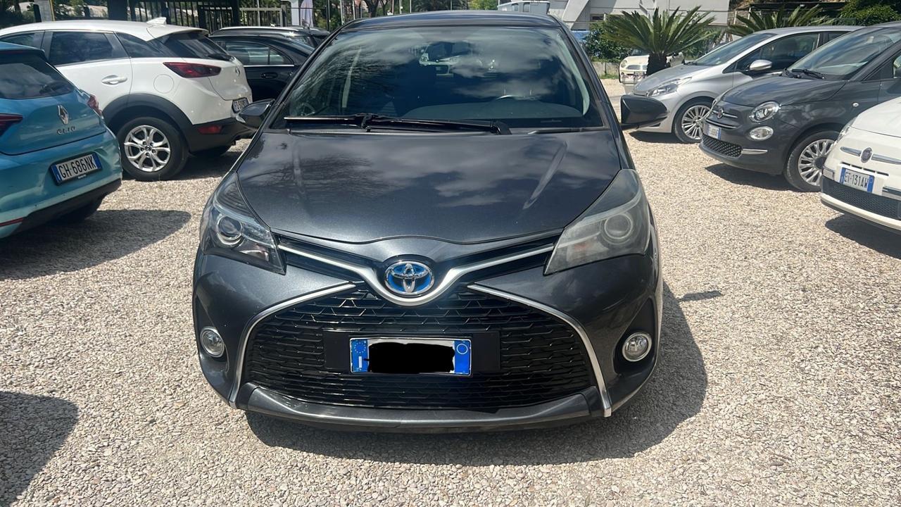 Toyota Yaris Hybrid