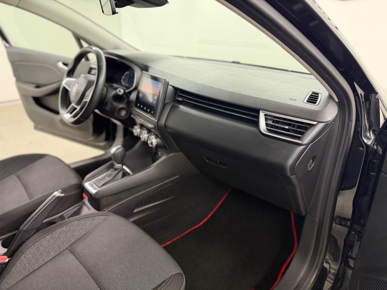 Renault Clio FULL HYBRID (anno 2021)