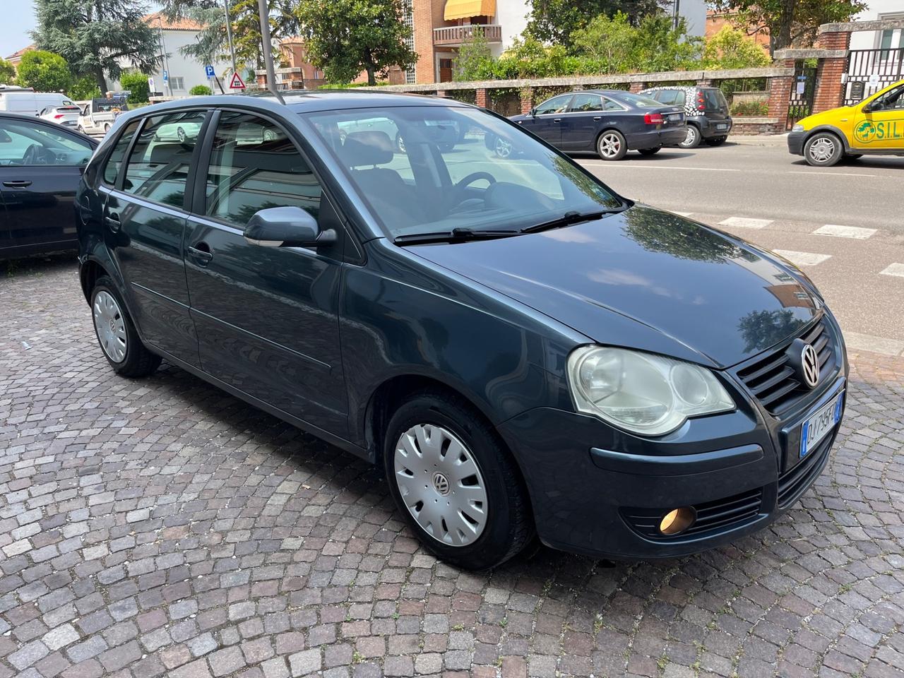 Volkswagen Polo 1.4 80CV 16V 5p. Comfortline BiFuel Gpl
