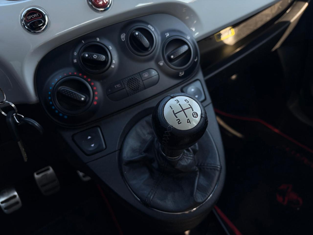 Abarth 500 1.4 Turbo T-Jet Custom