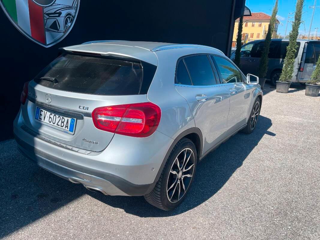 Mercedes Classe GLA 220 d (cdi) Sport 4matic 170cv auto