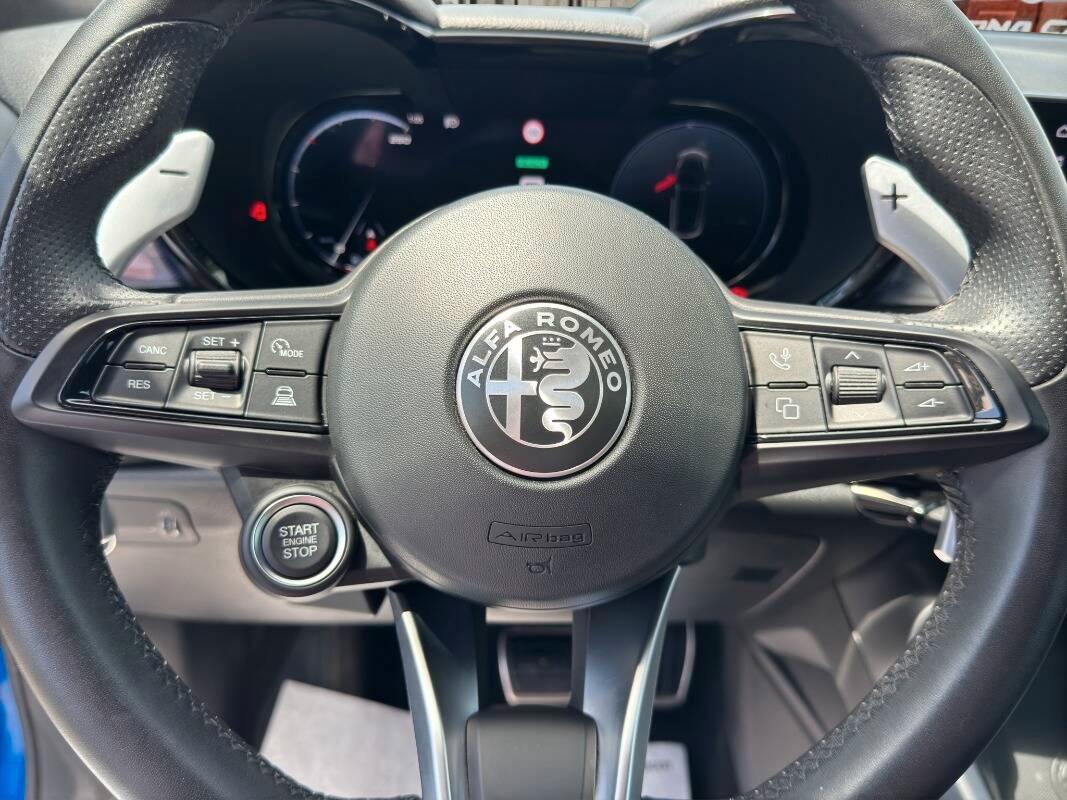 Alfa Romeo Tonale 1.5 hybrid Veloce 160cv AUTOMATICA