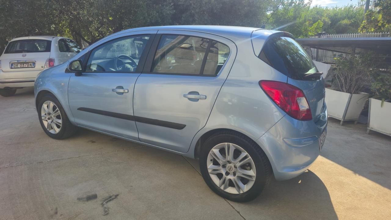 Opel Corsa 1.7 CDTI 130CV 5 porte Cosmo