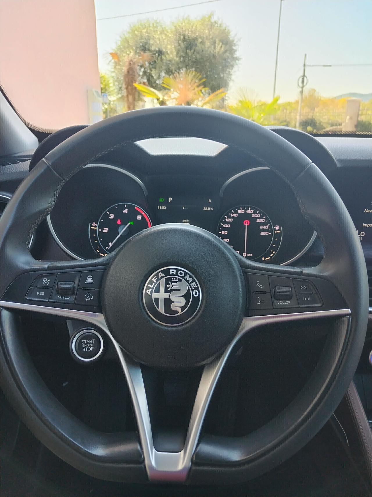 Alfa Romeo Stelvio 2.2 Turbodiesel 190 CV AT8 Q4 Executive