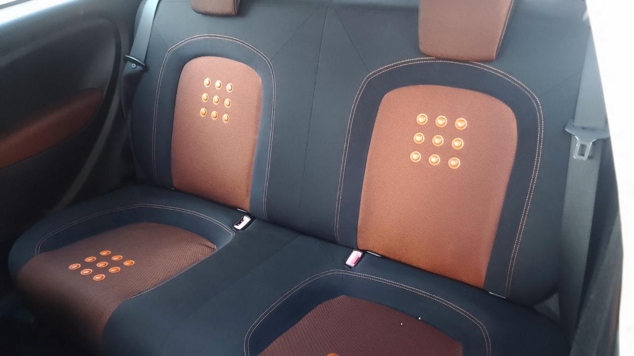 Fiat Grande Punto 1.4 Starjet 16V 3 porte Dynamic 08
