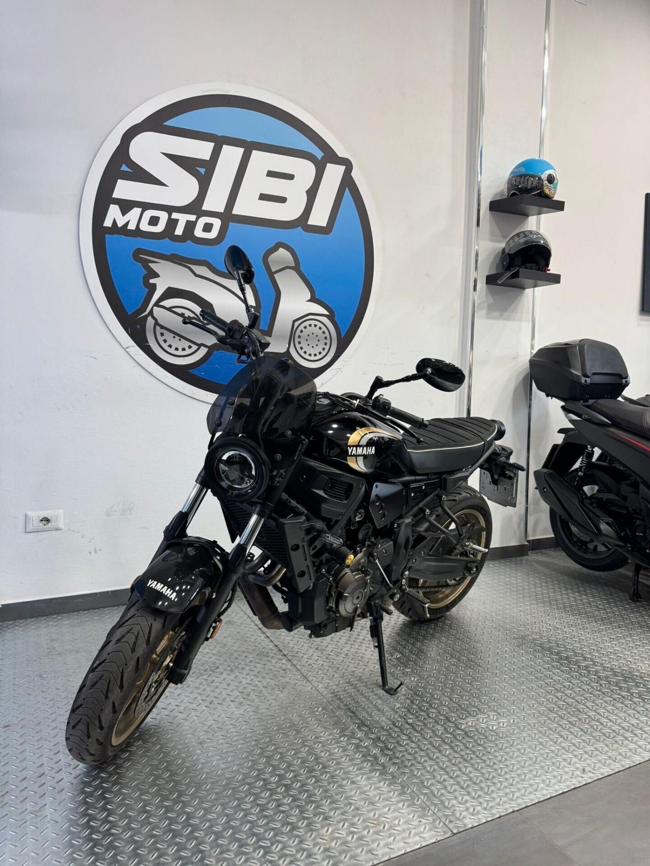 Yamaha XSR 700
