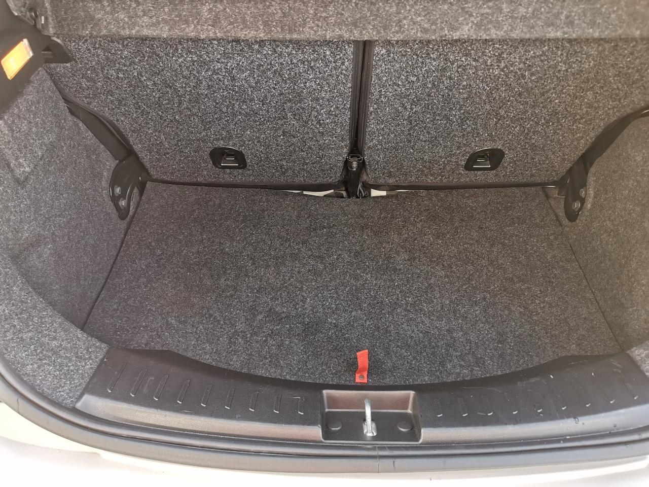 Lancia Ypsilon 1.2 70cv 5 p. Gold