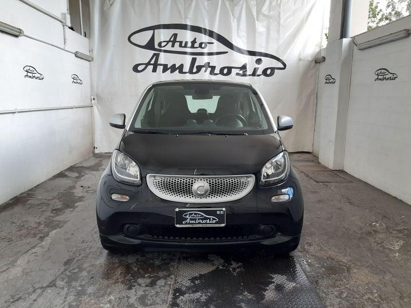 smart fortwo fortwo 70 1.0 Passion 120,00 AL MESE