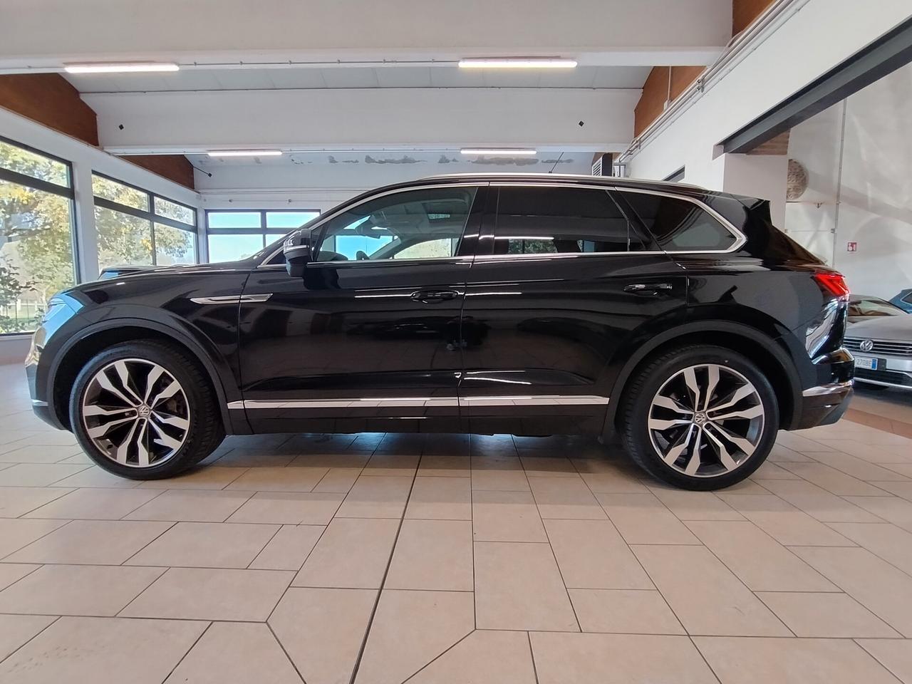 VOLKSWAGEN Touareg 3.0 V6 TDI Advanced- 2019