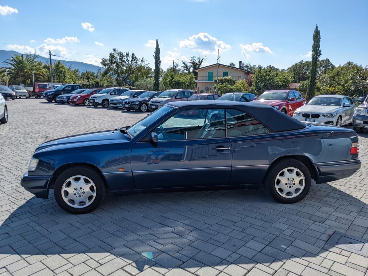 Mercedes-Benz E 200 Cabrio 2.0 Benz. 136 CV