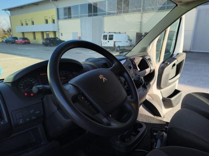 Peugeot Boxer Boxer 330 2.2 HDi 140 L2H2